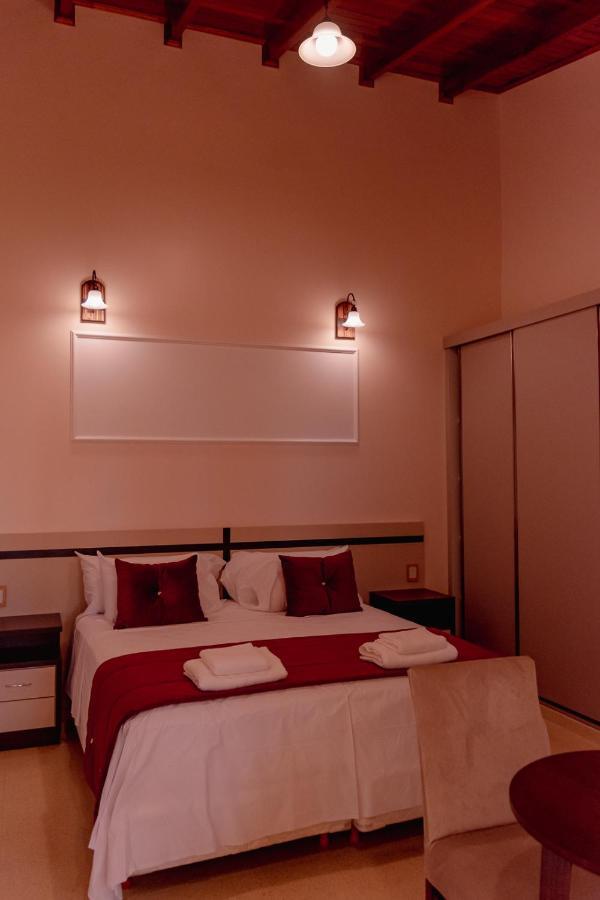 Hauer Hotel San Vicente  Bagian luar foto